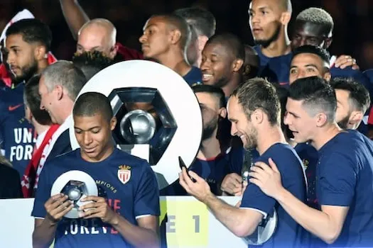 Mbappe 2016-17 season moment